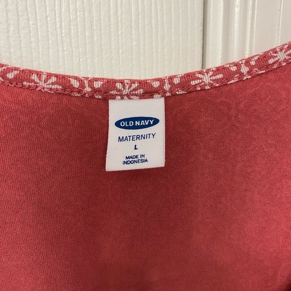 Maternity shirt. Old navy - Picture 2 of 2